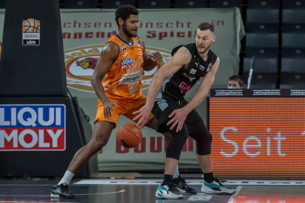 物浦与曼城 物浦与曼城