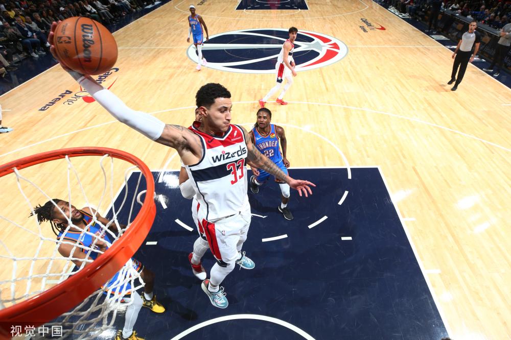 而中场的稳 而中场的稳